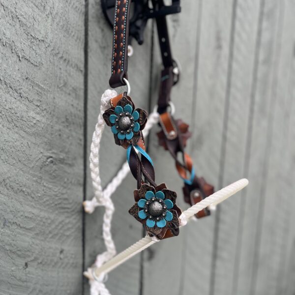 Hybrid Halter - Floral Twist