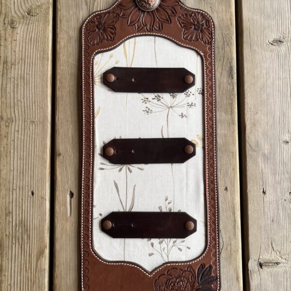 3 Buckle Display - Peony