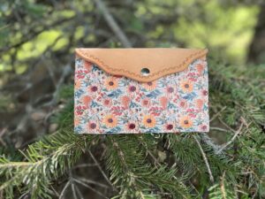 Horn Pouch - Light oil