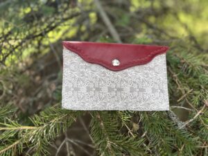 Horn Pouch - Burgundy